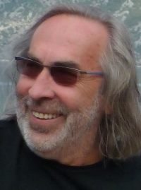prof. dr hab. Janusz Braziewicz